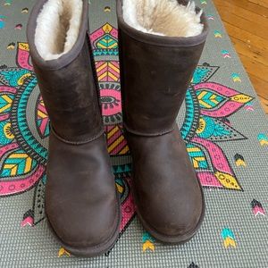 UGG Classic Boots - Size 6